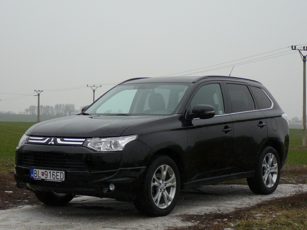 Mitsubishi Outlander 2.2 DI-D AWD