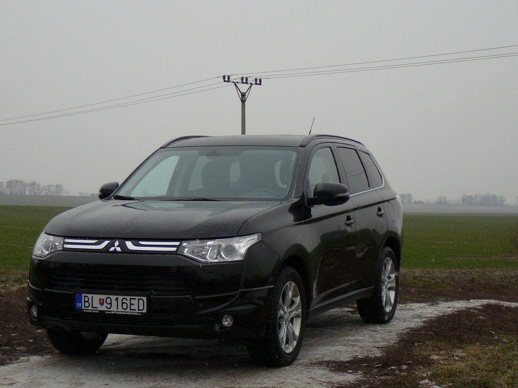 Mitsubishi Outlander 2.2 DI-D AWD