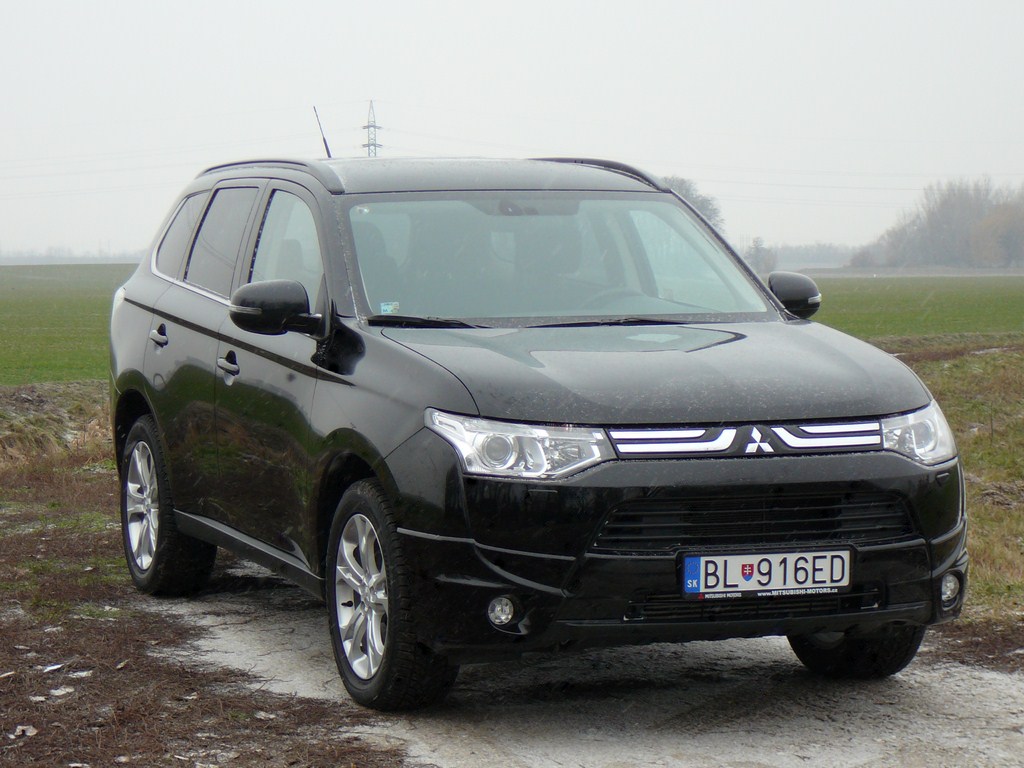 Mitsubishi Outlander 2.2 DI-D AWD