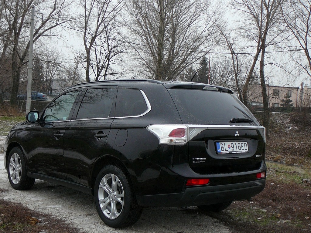 Mitsubishi Outlander 2.2 DI-D AWD