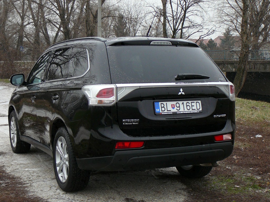 Mitsubishi Outlander 2.2 DI-D AWD