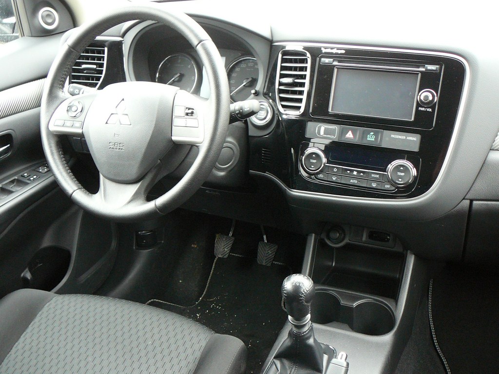 Mitsubishi Outlander 2.2 DI-D AWD