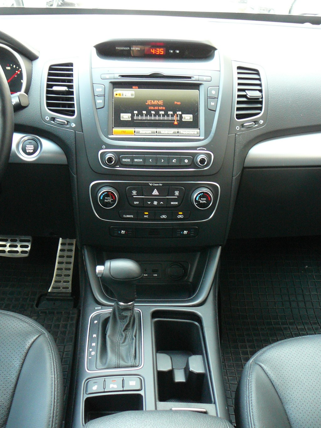 Kia Sorento 2.2 CRDi AT