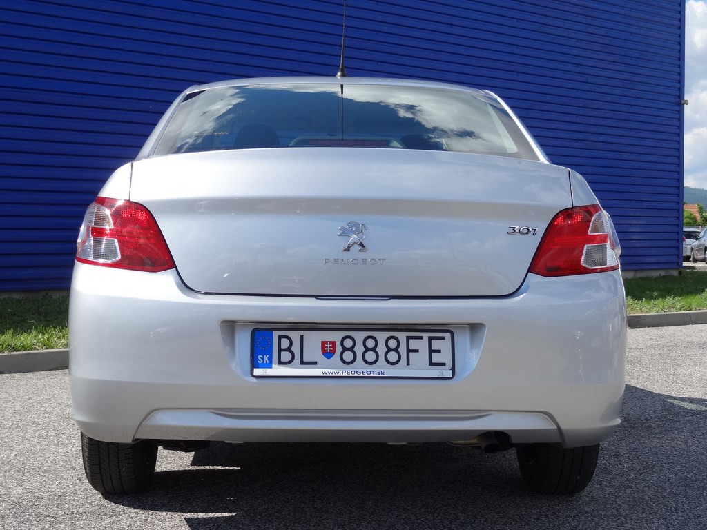 Peugeot 301 1.6 VTi