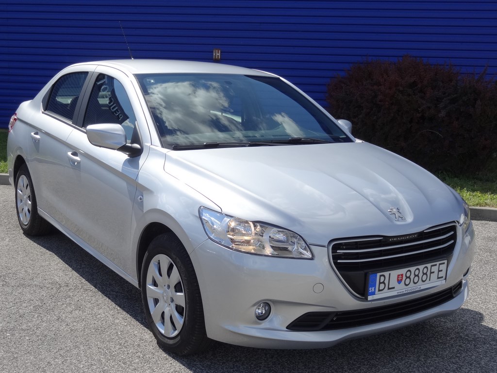 Peugeot 301 1.6 VTi