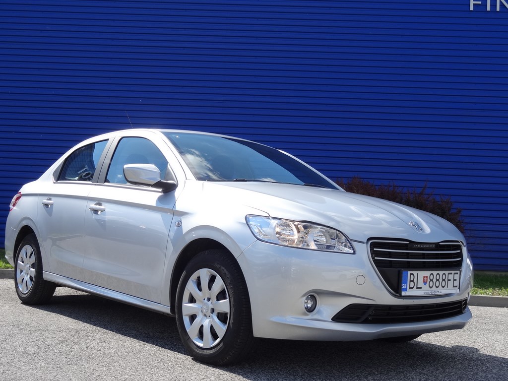 Peugeot 301 1.6 VTi