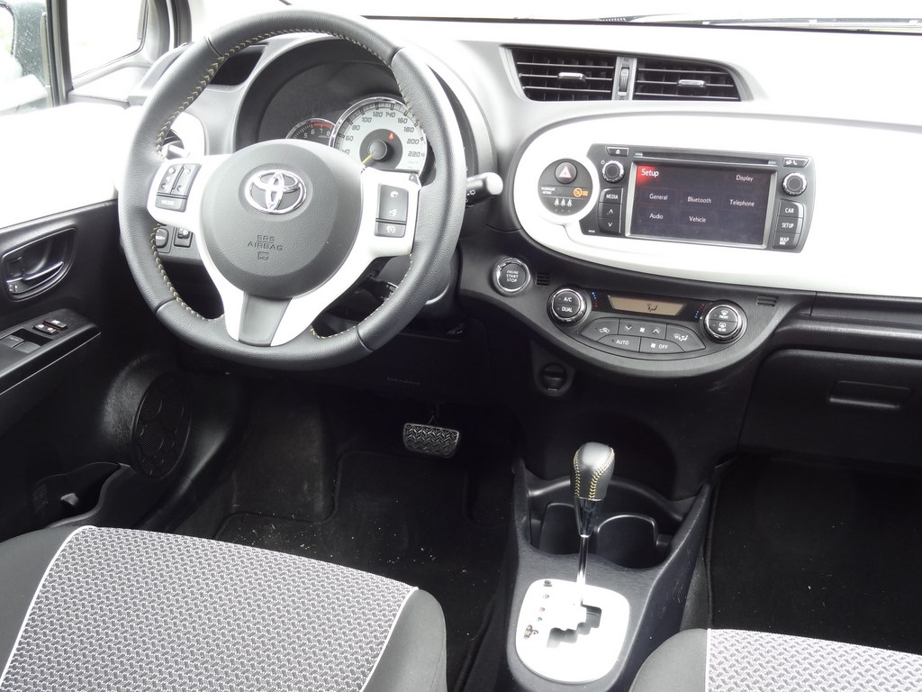 Toyota Yaris 1.33 Dual VVT-i MultidriveS