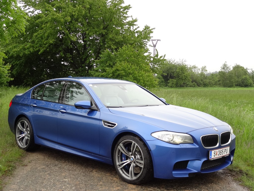 BMW M5 (F10) 4.4l V8 BiTurbo