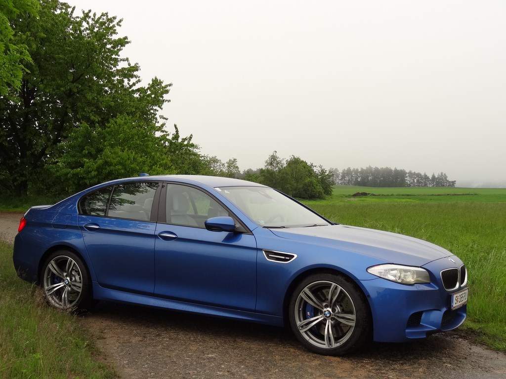 BMW M5 (F10) 4.4l V8 BiTurbo