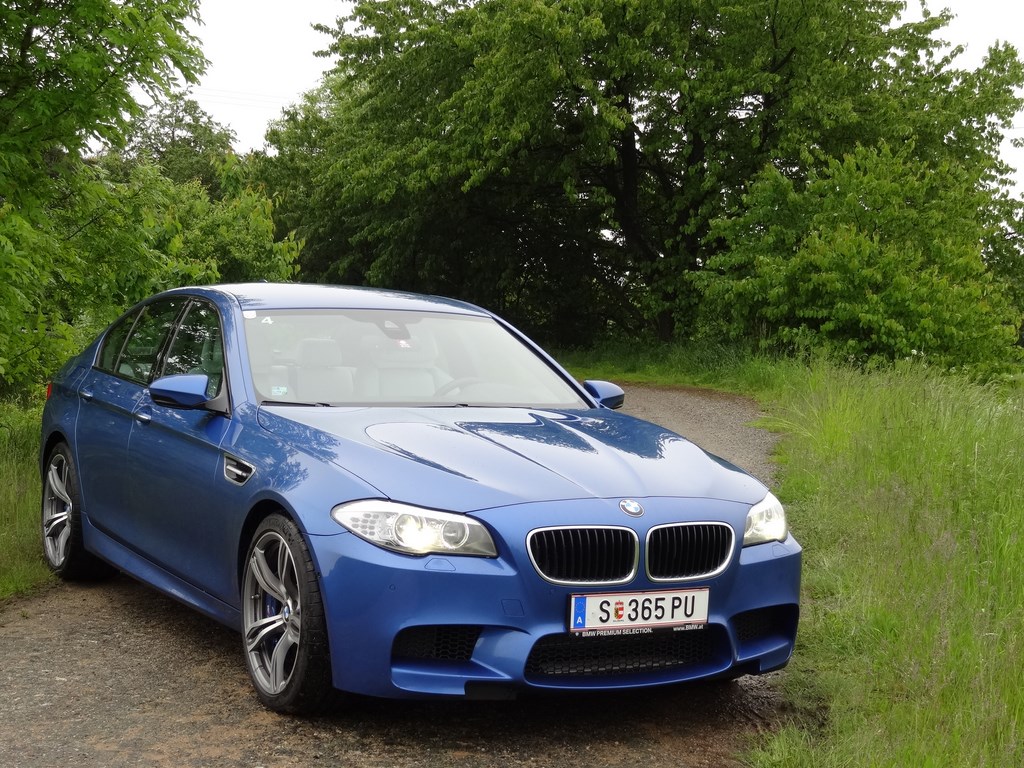 BMW M5 (F10) 4.4l V8 BiTurbo