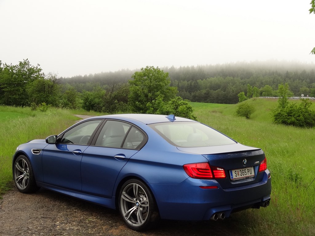 BMW M5 (F10) 4.4l V8 BiTurbo