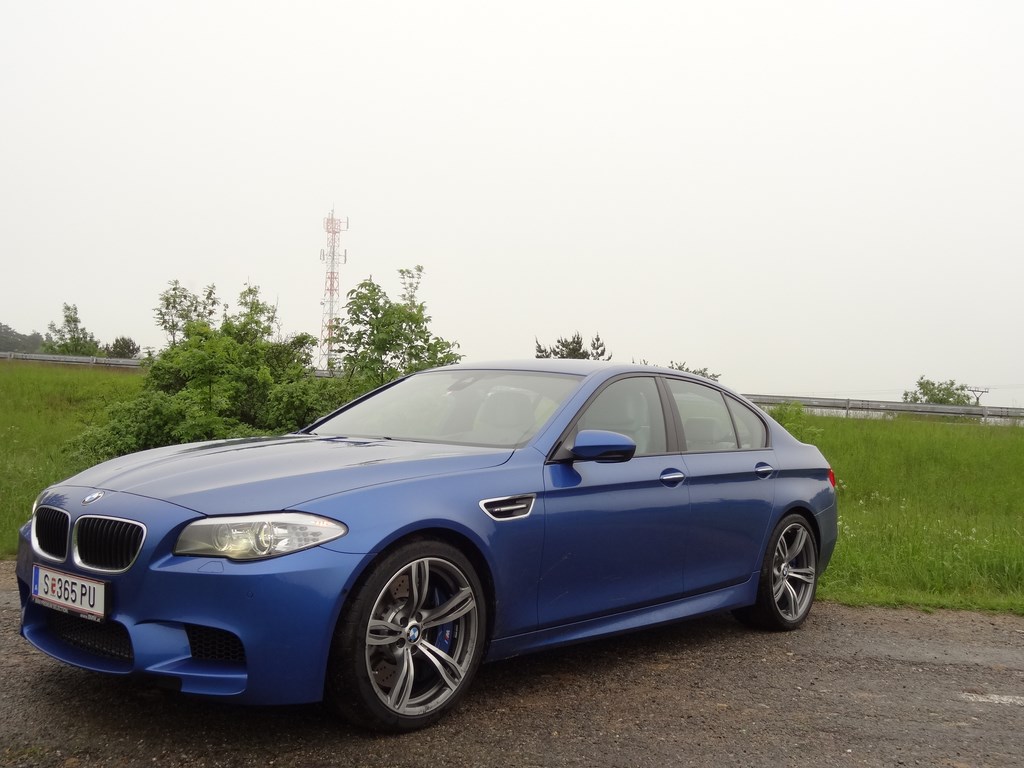 BMW M5 (F10) 4.4l V8 BiTurbo