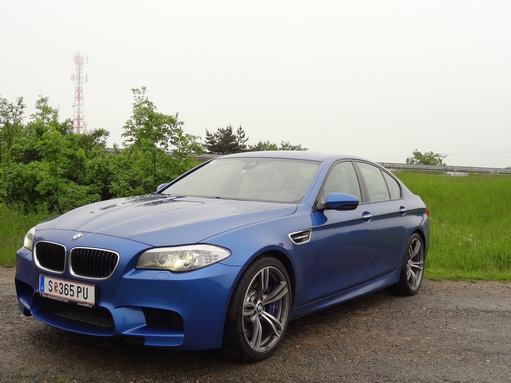 BMW M5 (F10) 4.4l V8 BiTurbo