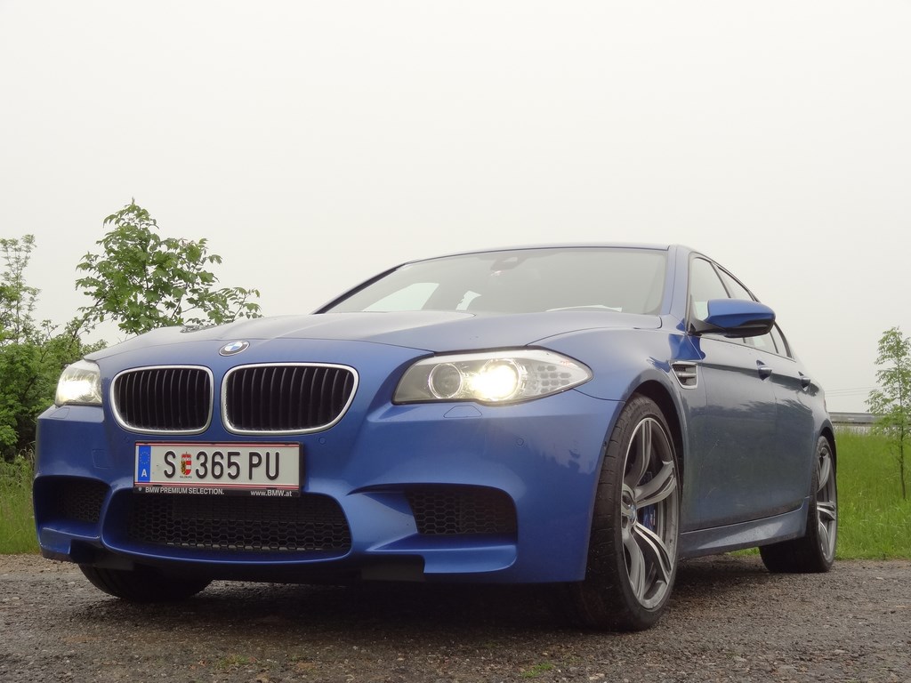 BMW M5 (F10) 4.4l V8 BiTurbo