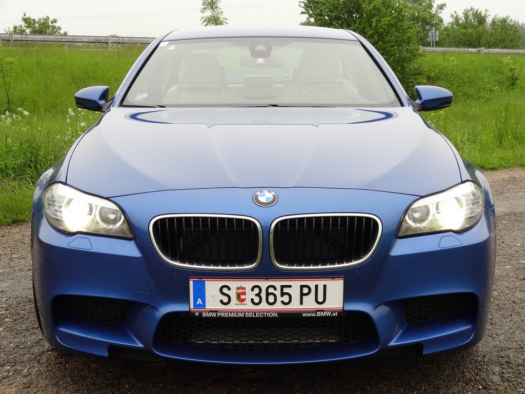 BMW M5 (F10) 4.4l V8 BiTurbo