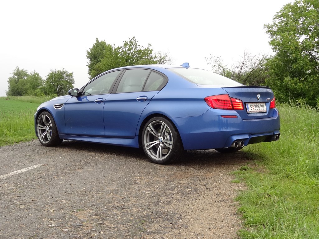 BMW M5 (F10) 4.4l V8 BiTurbo