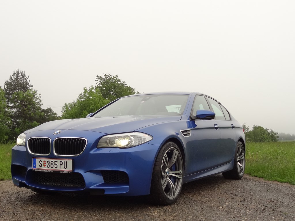 BMW M5 (F10) 4.4l V8 BiTurbo