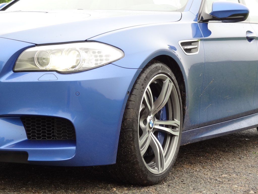 BMW M5 (F10) 4.4l V8 BiTurbo