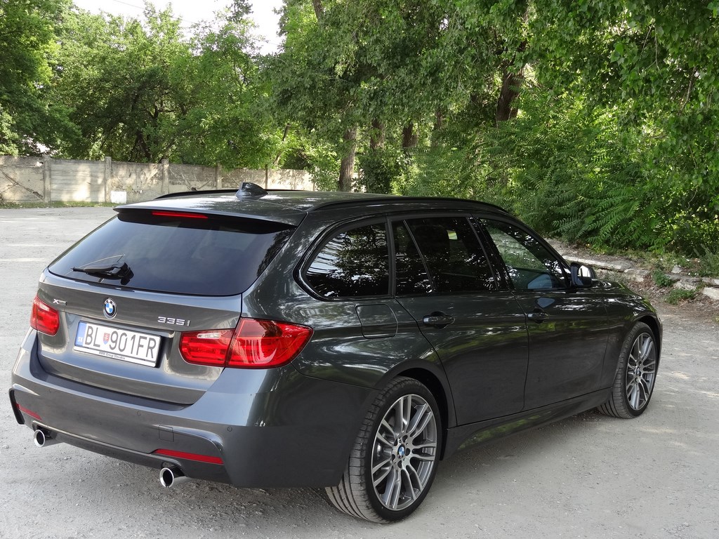 BMW 335i xDrive Touring