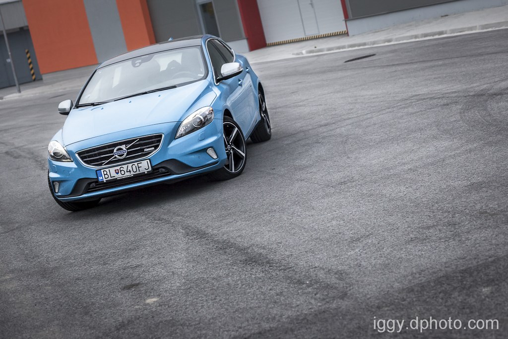 Volvo V40 R-Design