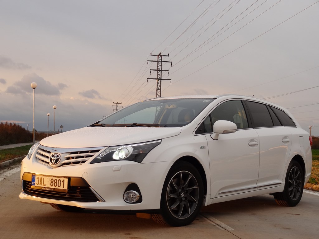 Toyota Avensis kombi 2.2 D-CAT