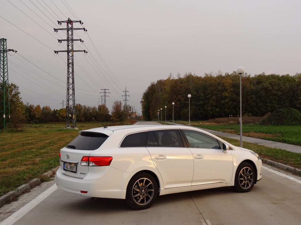 Toyota Avensis kombi 2.2 D-CAT