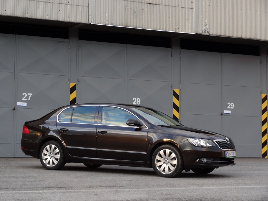 Škoda Superb 2.0 TSI DSG