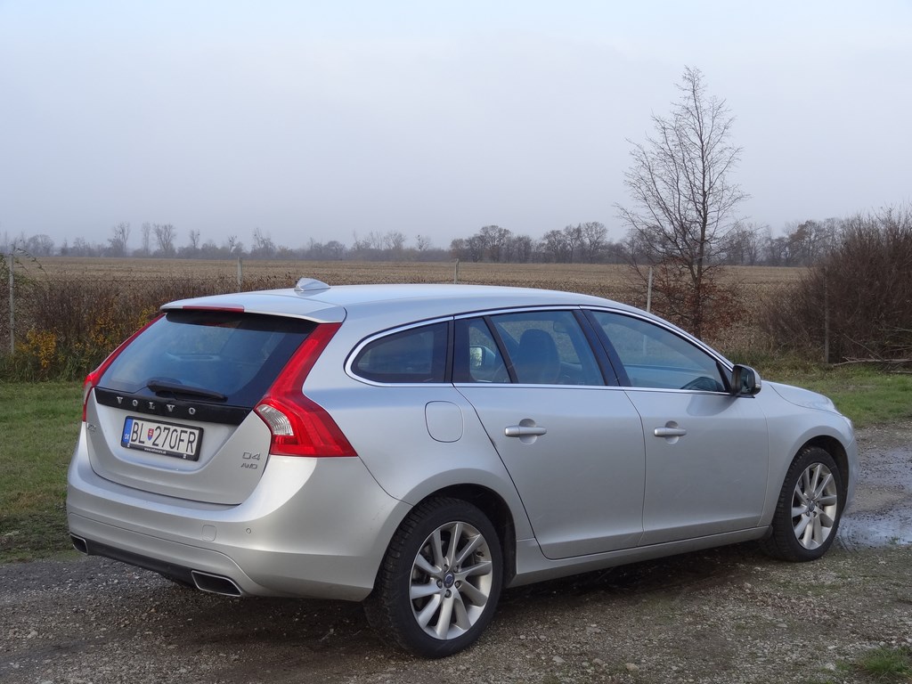 Volvo V60 D5 AWD