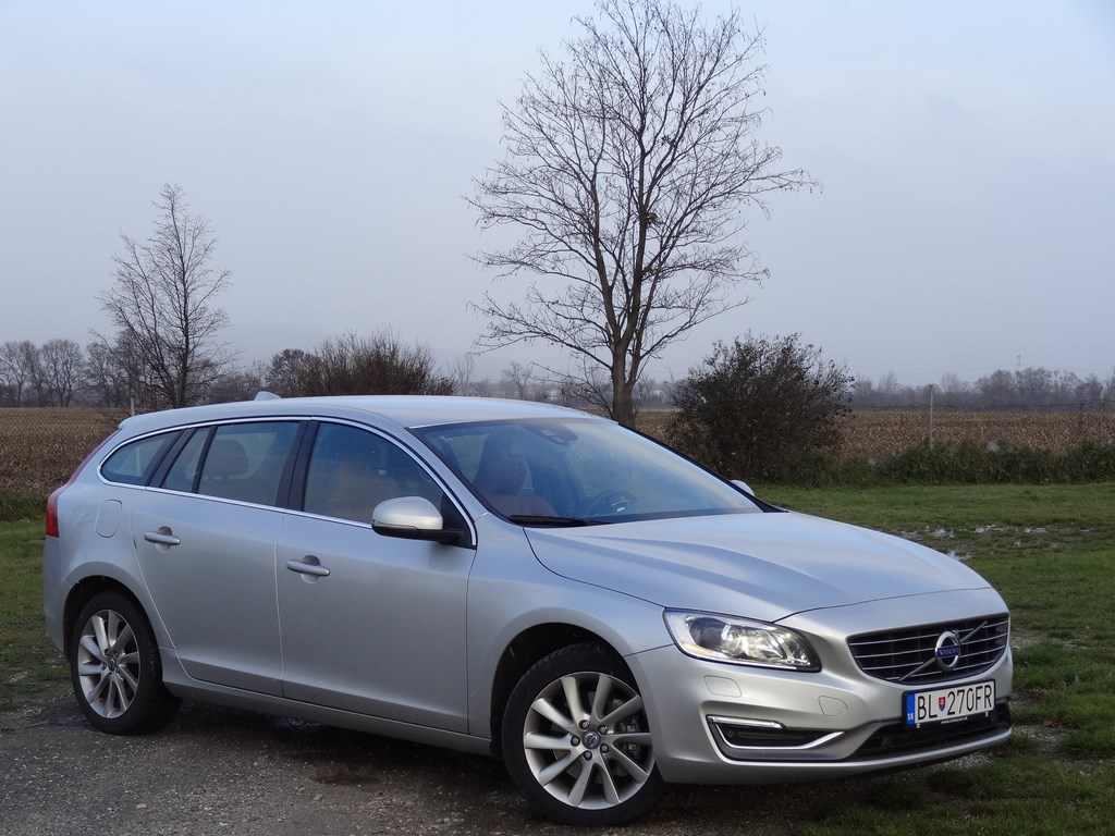 Volvo V60 D5 AWD