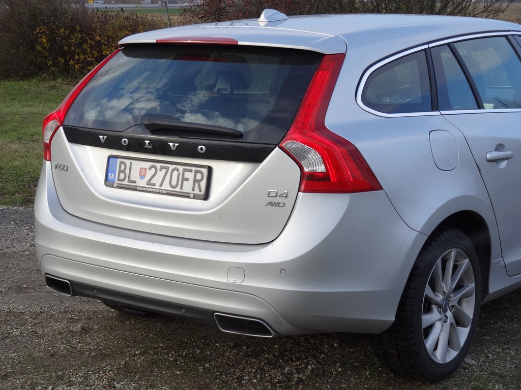 Volvo V60 D5 AWD