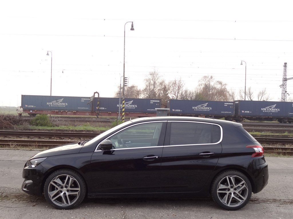 Peugeot 308 1.6 e-HDi 115k