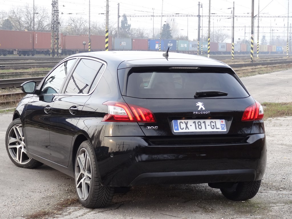 Peugeot 308 1.6 e-HDi 115k