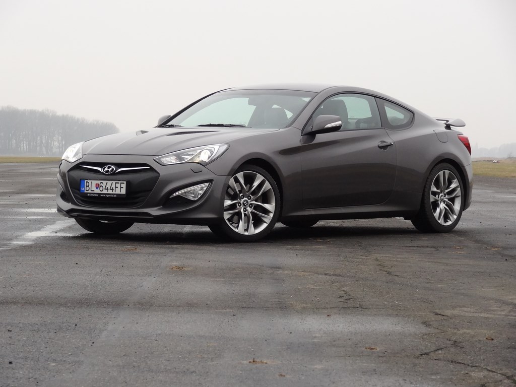 Hyundai Genesis Coupé 3.8 V6 AT (facelift)