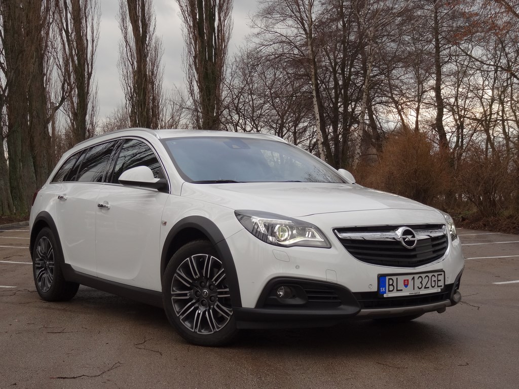 Opel Insignia Country Tourer 2.0 CDTI BiTurbo 4x4 AT