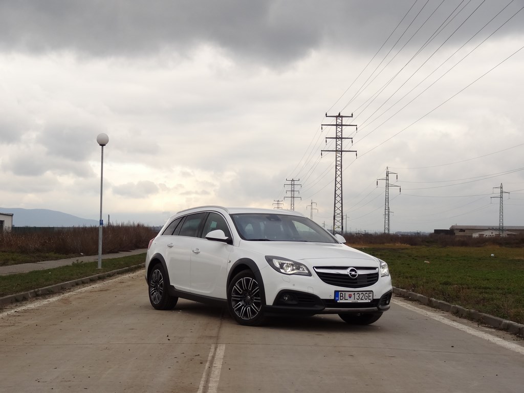 Opel Insignia Country Tourer 2.0 CDTI BiTurbo 4x4 AT