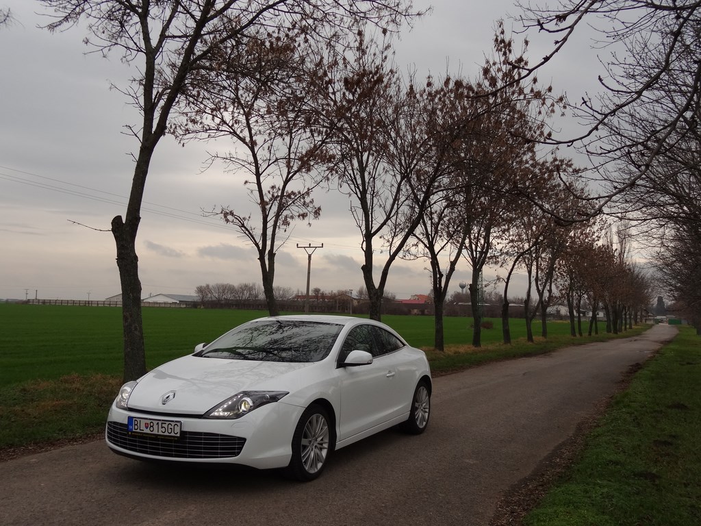 Renault Laguna Coupé 3.0 dCi V6 AT