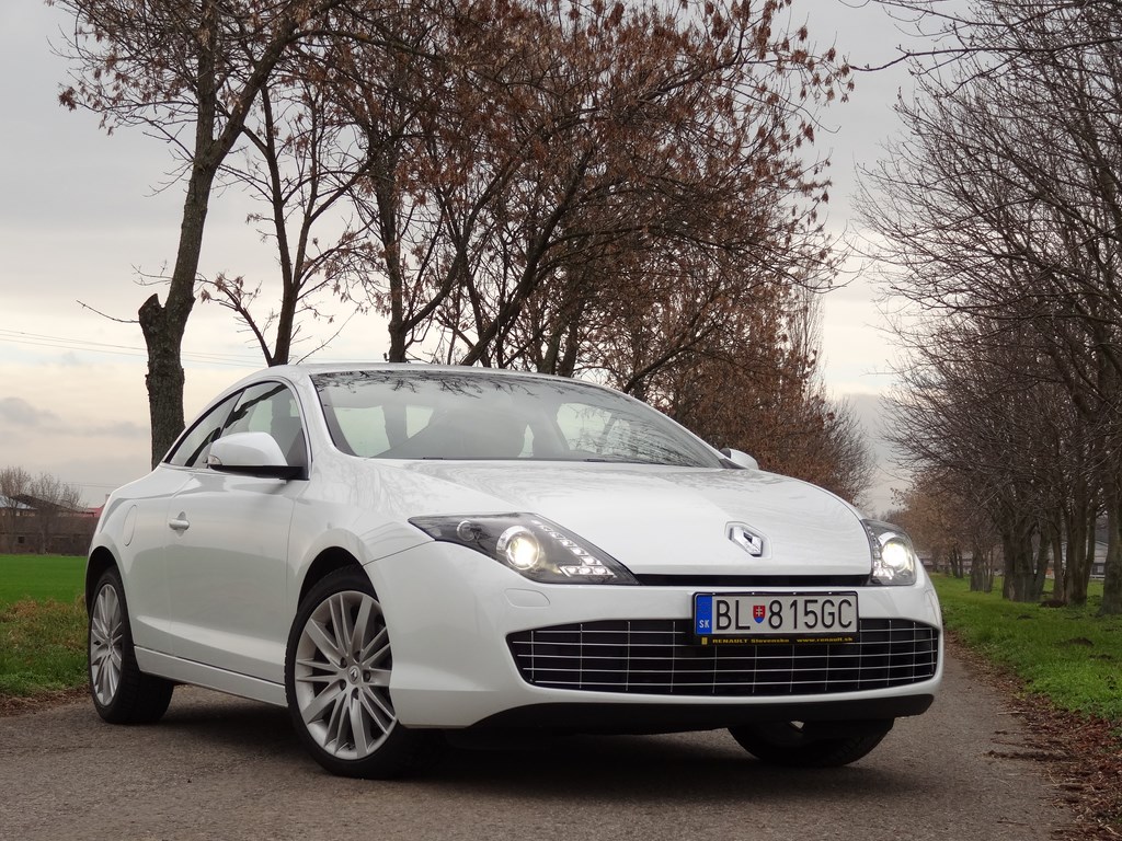 Renault Laguna Coupé 3.0 dCi V6 AT