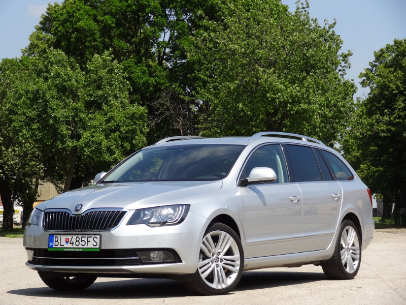 Škoda Superb Combi 2.0 TDi DSG 4x4