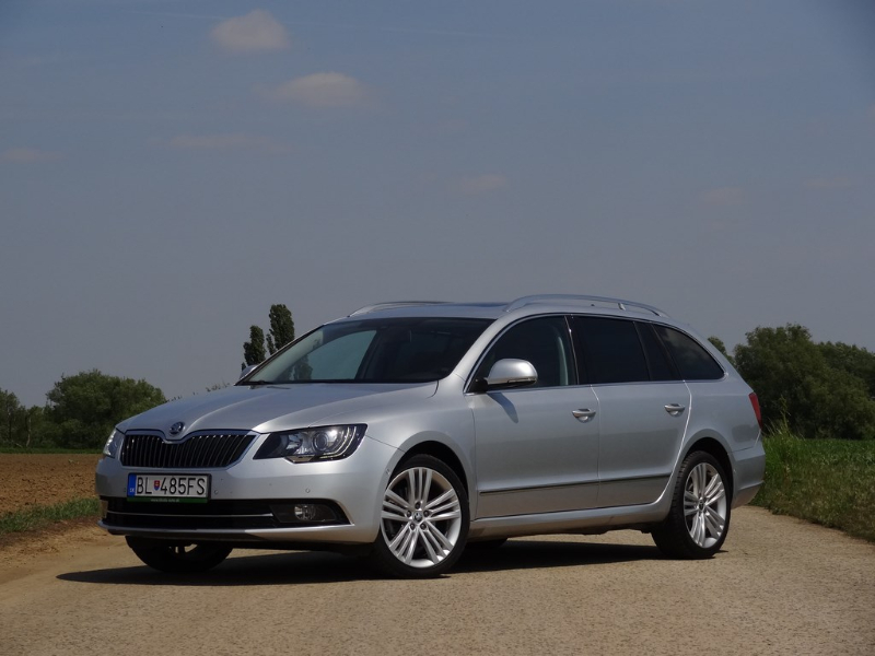 Škoda Superb Combi 2.0 TDi DSG 4x4