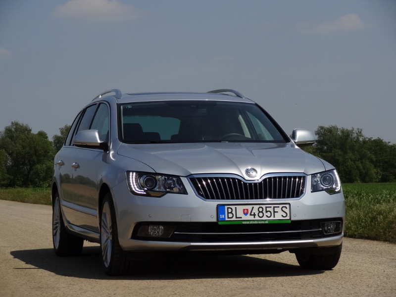 Škoda Superb Combi 2.0 TDi DSG 4x4