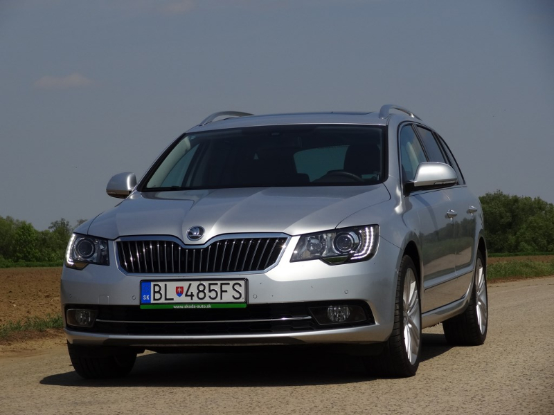 Škoda Superb Combi 2.0 TDi DSG 4x4