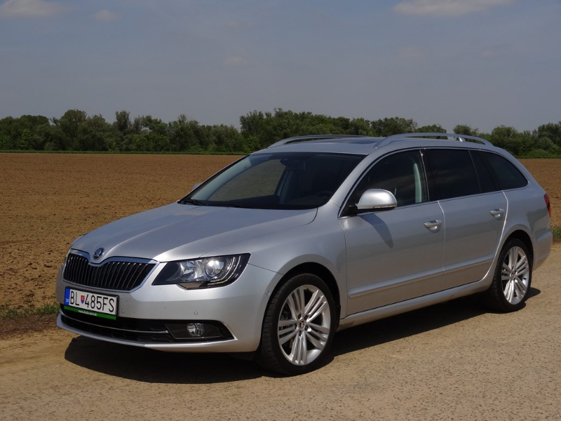 Škoda Superb Combi 2.0 TDi DSG 4x4