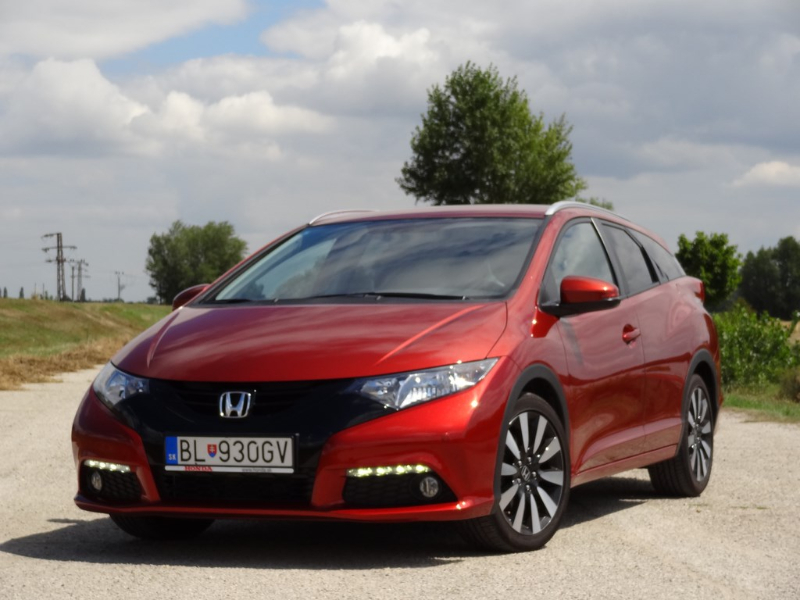 Dvojtest - Honda Civic Tourer