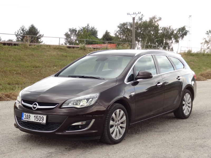 Opel Astra Sports Tourer 1.4 Turbo LPG