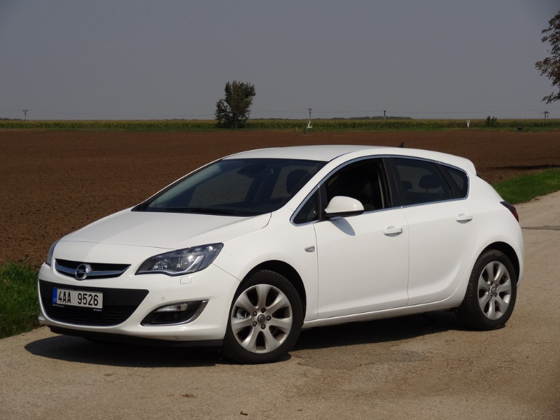 Opel Astra 1.6 CDTi