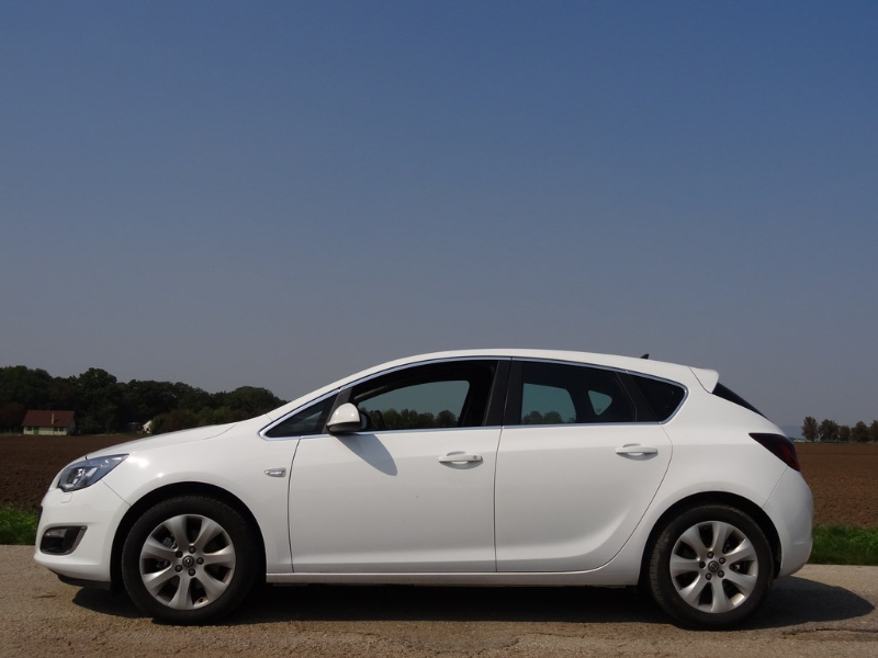 Opel Astra 1.6 CDTi