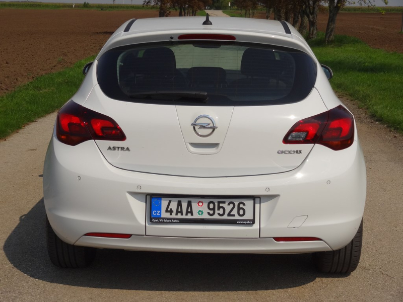 Opel Astra 1.6 CDTi