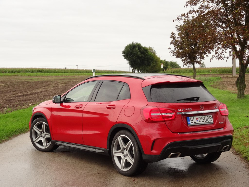 Mercedes-Benz GLA 220 CDI 4Matic