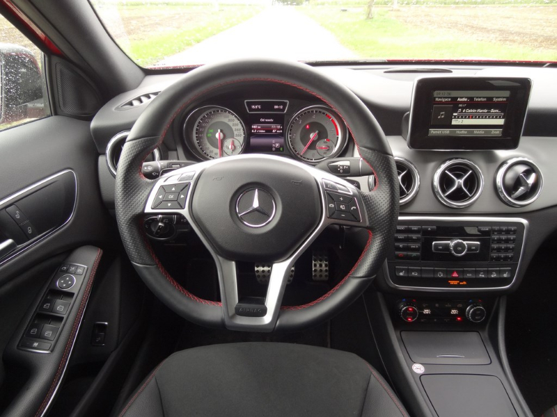 Mercedes-Benz GLA 220 CDI 4Matic