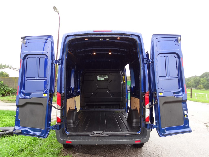 Ford Transit L3H3 2.2 TDCi